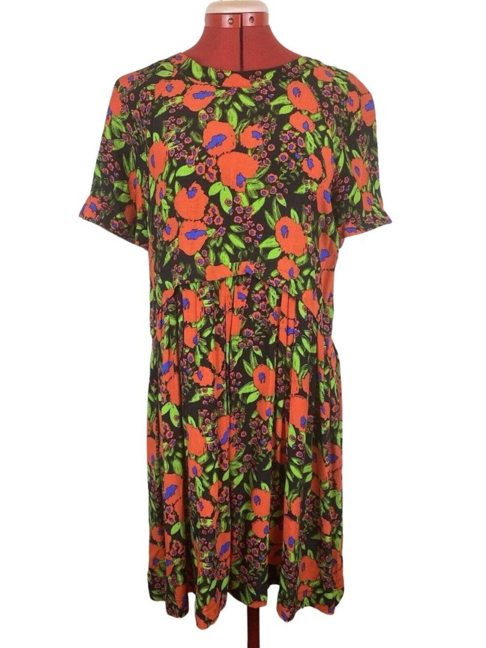 TopShop Women Vibrant Red Black Green Floral Flowy Feminine Breezy Dress Size 8